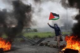 في المأزق الفلسطيني والمأزق الاسرائيلي