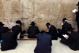 الدين والحداثة السياسية في الصهيونية وفي الوطنية الفلسطينية