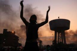 هل للشرق العربي من قائمة؟