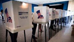 سار ويمين ما بعد الحداثة في أمريكا