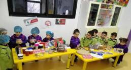 بين ضاد الهوية واللغات الأجنبية