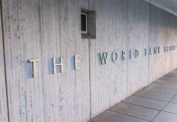 Potentialities in Applying Foucault’s Discourse Analysis to World Bank Research