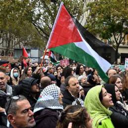 حان الوقت للحديث عن العنصرية ضد الفلسطينيين في فرنسا