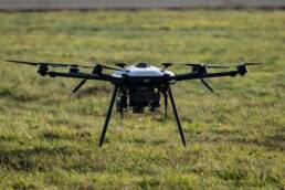 من السيف إلى الخوارزمية: تطور أدوات الحرب عبر التاريخ وتأثير الذكاء الاصطناعي في الصراعات المعاصرة