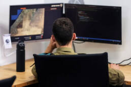 الذكاء الاصطناعي وإعادة فرض الهيمنة الاستعمارية في الضفة الغربية وقطاع غزة